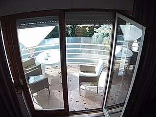 voyeurcam-julmodels-living-7 — Camsoda stream photo (Apr 2026)