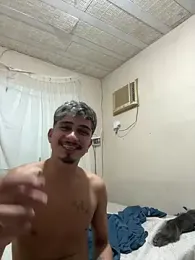 Uchihaxxx — modelo de webcam en línea en stripchat
