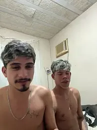 Uchihaxxx — modelo de webcam en línea en stripchat