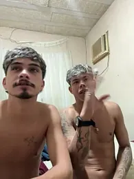 Uchihaxxx — modelo de webcam en línea en stripchat