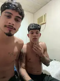 Uchihaxxx — modelo de webcam en línea en stripchat