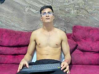 Drey Thomson — Flirt4free stream photo (Apr 2026)