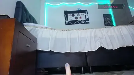 pinky_violeta — Stripchat stream photo (Apr 2026)