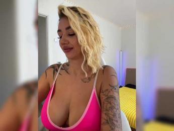 -AmazingBlonde- — bongacams