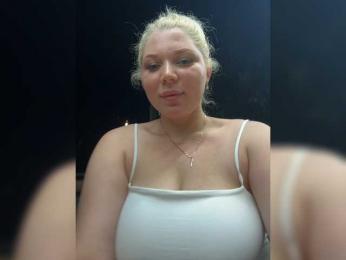 Antipidorr — modelo de webcam en línea en bongacams