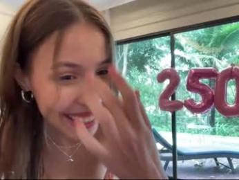 wanda_robinson — modelo de webcam en línea en chaturbate