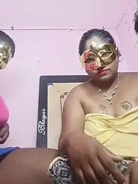 tamilselvicouple — Stripchat stream photo (Aug 2026)