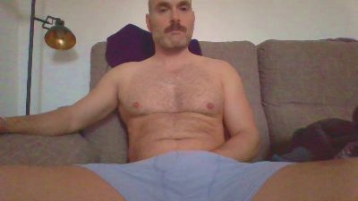 ShowIt157 — modelo de webcam en línea en cam4