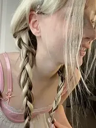 KittiLin — modelo de webcam en línea en stripchat