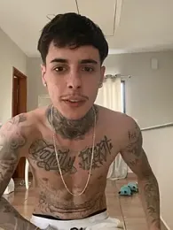 dylan_wolf — Stripchat stream photo (Jul 2026)