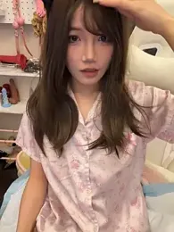 nide_xiaogou — modelo de webcam en línea en stripchat