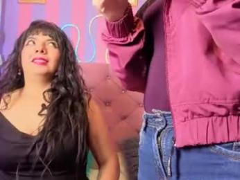 valkiria_and_dione — modelo de webcam en línea en chaturbate