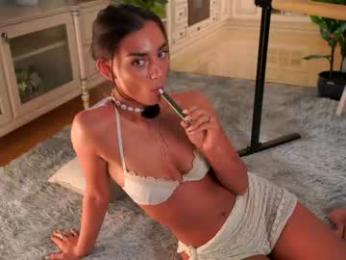 dinacaguimbal — modelo de webcam en línea en chaturbate