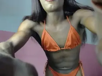 kenia_nihiara — modelo de webcam en línea en stripchat
