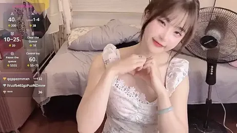 guoguo-77 — Stripchat stream photo (Jul 2025)