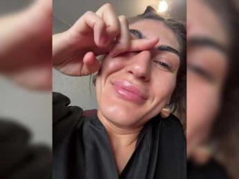 KamillaRuss — modelo de webcam en línea en bongacams