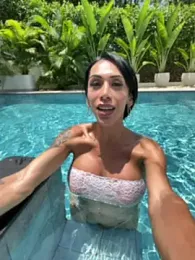 morganaramirez — modelo de webcam en línea en stripchat