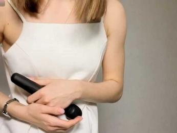 TaraGanie — modelo de webcam en línea en bongacams