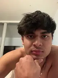Yemmybees — Stripchat stream photo (Feb 2025)