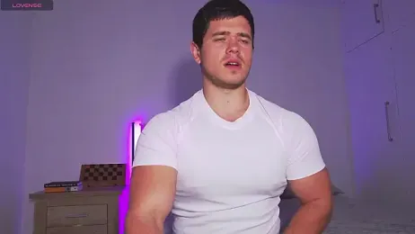 Arilas_ — modelo de webcam en línea en stripchat