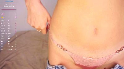 Vianuenyos — modelo de webcam en línea en cam4