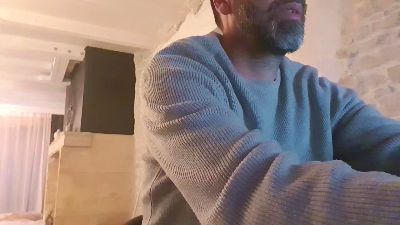 farelcolinhot — Cam4 stream photo (Feb 2026)