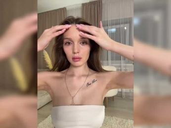 AnyaAngel — modelo de webcam en línea en bongacams