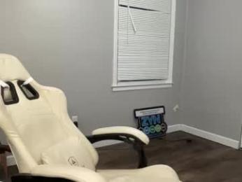 officialtommycash — modelo de webcam en línea en chaturbate