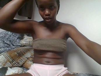 Darkberrie — Bongacams stream photo (Sep 2025)