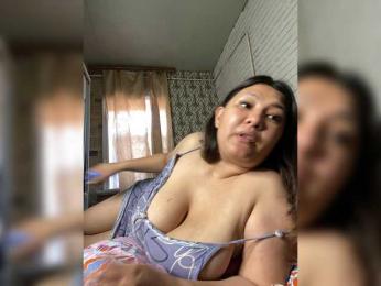 Sakura555 — modelo de webcam en línea en bongacams