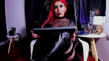 luna_lank7 — Stripchat stream photo (May 2025)