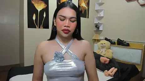 hugecelestina — Stripchat stream photo (Apr 2026)