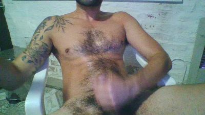 gaston185 — Cam4 stream photo (Apr 2026)