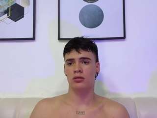 benitosaenz — Camsoda stream photo (Apr 2026)