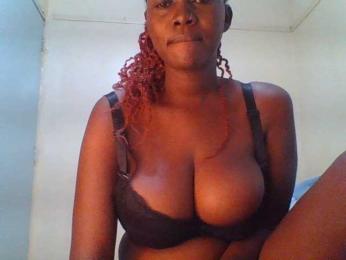 sweetlucy2 — Bongacams stream photo (Apr 2026)