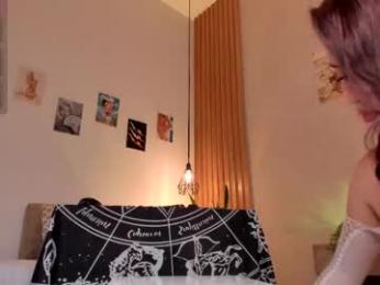 pawggirl18 — Chaturbate stream photo (May 2026)