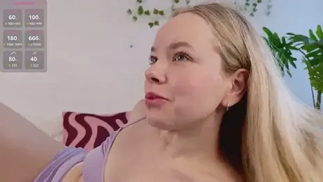 milly_shy — Stripchat stream photo (Apr 2026)