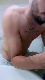 Denuevosaqui — modelo de webcam en línea en cam4