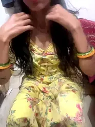 HotRiyacpl — Stripchat stream photo (Dec 2025)