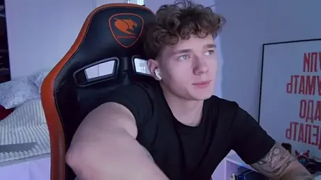 DanyDavis — Stripchat stream photo (Nov 2025)