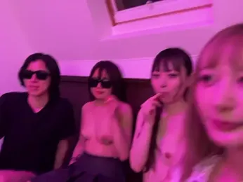 Gokujyo-Namanaka — modelo de webcam en línea en stripchat