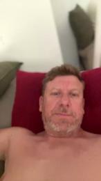 Charlybarragan — modelo de webcam en línea en cam4