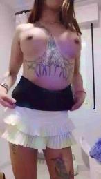 carolvxxx — Cam4 stream photo (Mar 2026)