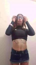 carolvxxx — Cam4 stream photo (Mar 2026)