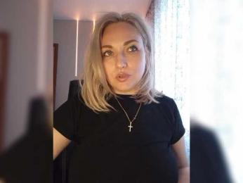 Tanysha-1 — Bongacams recorded stream image, 19.05.2025 05:30