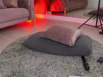 abbela_white — Chaturbate recorded stream image, 19.05.2025 07:30