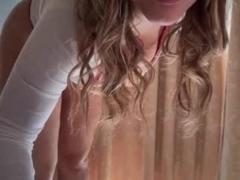 sieena — Chaturbate recorded stream screenshot (20 May 2025)