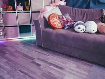 madnessalise — Chaturbate recorded stream image, 20.05.2025 15:00