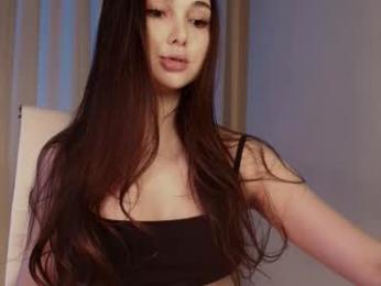 hollyextra — Chaturbate recorded stream image, 20.05.2025 15:50