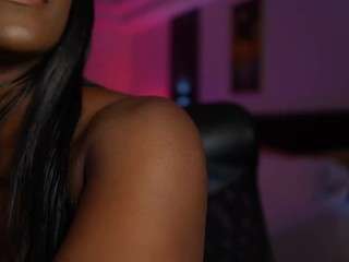 ms-k — Camsoda recorded stream image, 20.05.2025 21:30